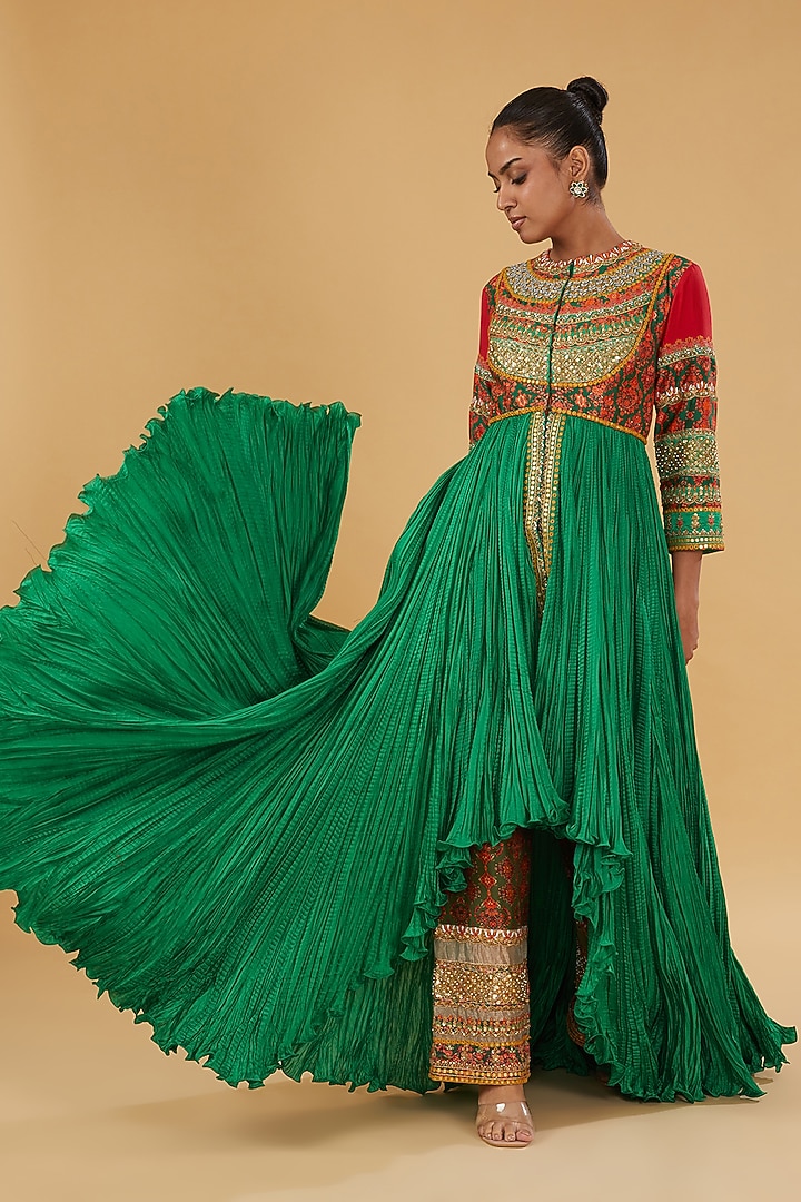 Emerald Green Chanderi Silk Crushed Tunic Set by Debyani at Pernia's Pop Up Shop