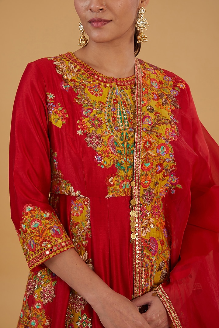 Red Chanderi Silk Hand & Machine Embroidered Kalidar Bridal Anarkali Set by Debyani at Pernia's Pop Up Shop