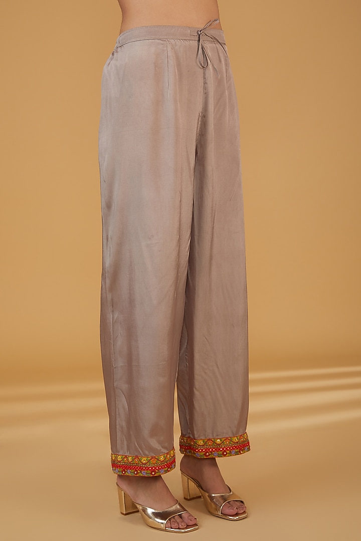Mustard Chanderi Silk Embroidered Kurta Set by Debyani at Pernia's Pop Up Shop