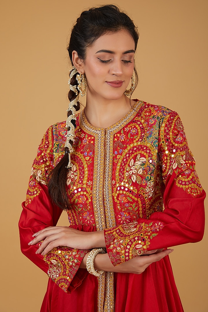 Red Chanderi Silk Mirror Embroidered Tunic Set by Debyani at Pernia's Pop Up Shop