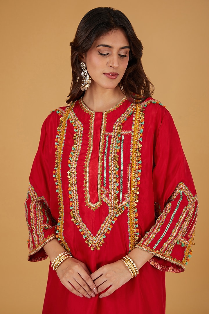 Red Silk Embroidered Kurta Set by Debyani at Pernia's Pop Up Shop