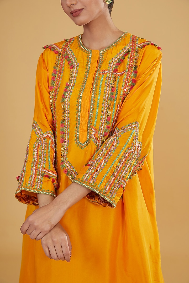 Orange Silk Kurta Set by Debyani at Pernia's Pop Up Shop