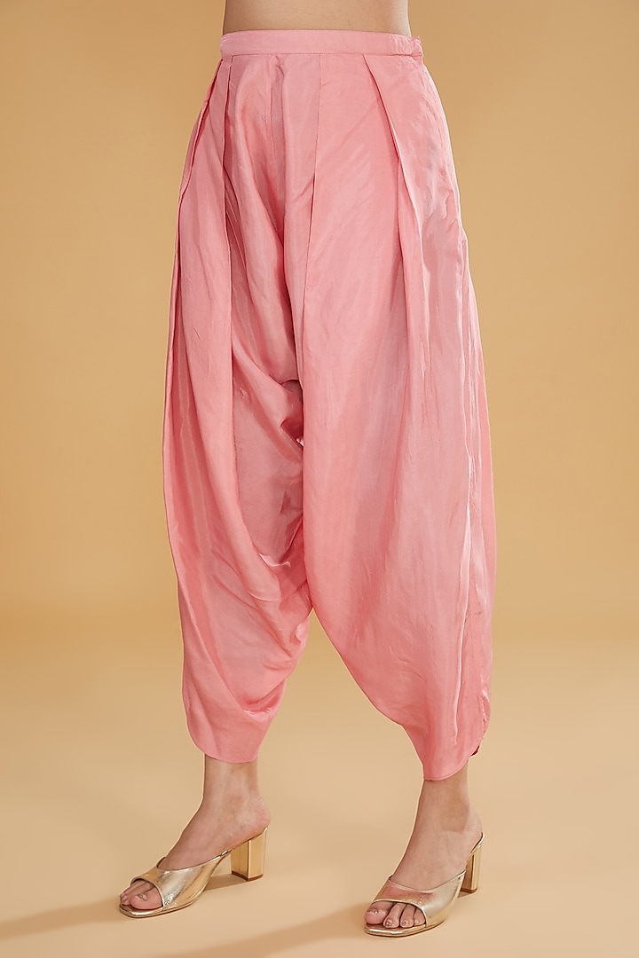 Mustard Silk Embroidered Kurta Set by Debyani at Pernia's Pop Up Shop