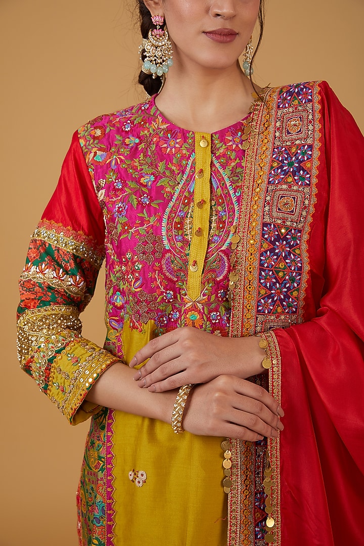 Mustard Chanderi Silk Hand Embroidered Kurta Set by Debyani at Pernia's Pop Up Shop