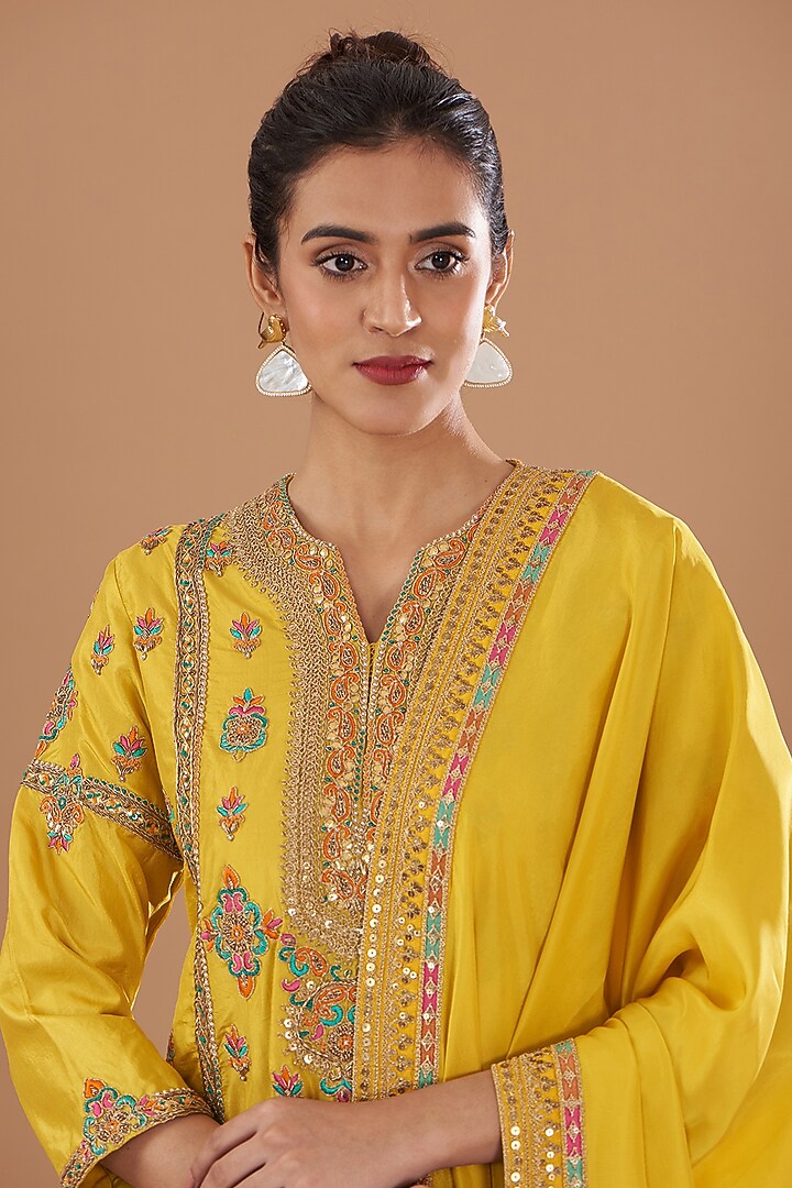 Green Silk Bandhani Bridal Sharara Set by Debyani at Pernia's Pop Up Shop