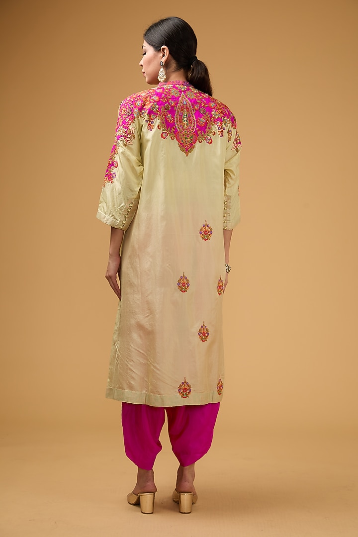 Ivory Silk Kurta Set by Debyani at Pernia's Pop Up Shop