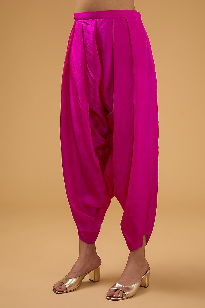 Ivory Silk Kurta Set by Debyani at Pernia's Pop Up Shop