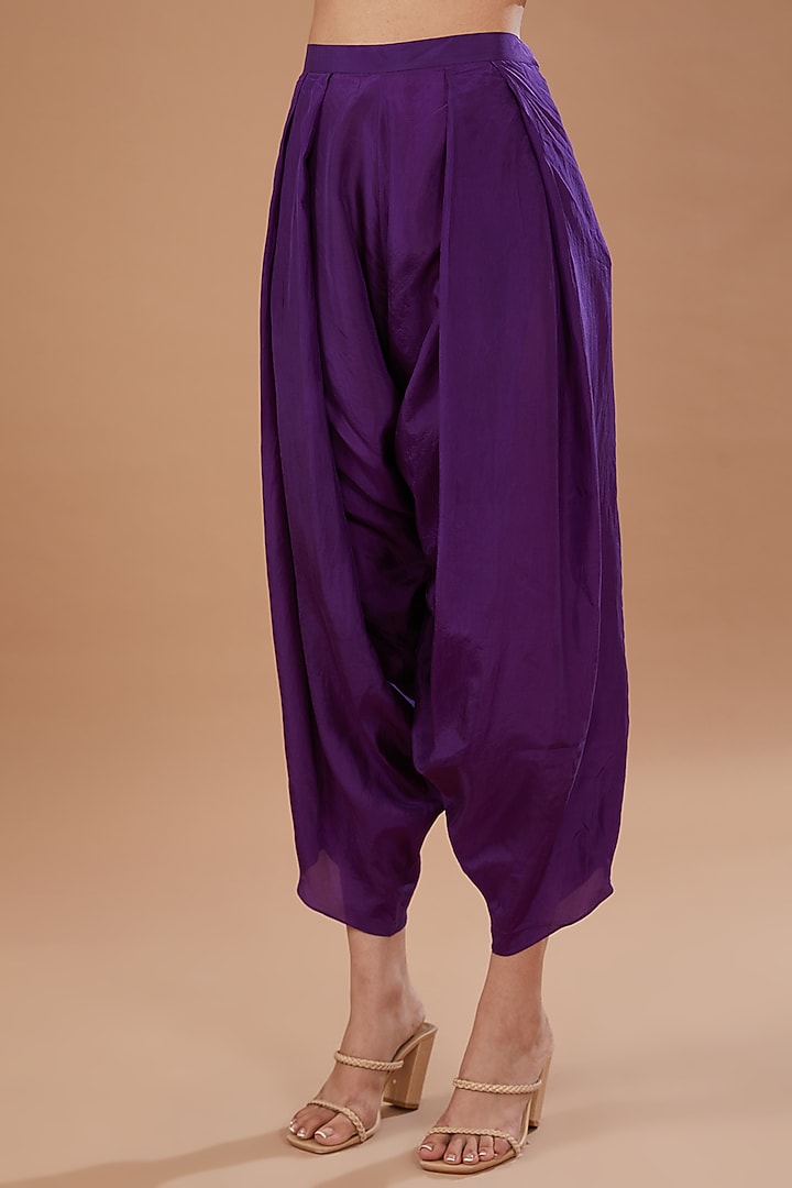 Pink Silk Boota Embroidered Kaftan Kurta Set by Debyani at Pernia's Pop Up Shop