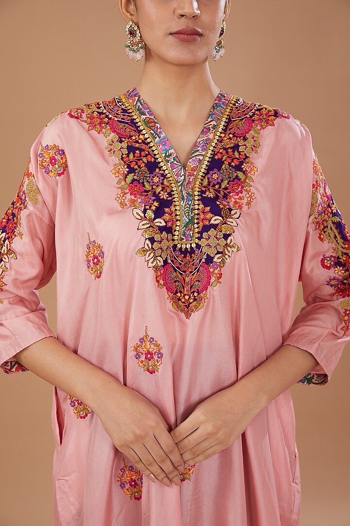 Pink Silk Boota Embroidered Kaftan Kurta Set by Debyani at Pernia's Pop Up Shop