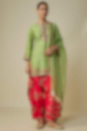 Green Silk Hand & Machine Embroidered Kurta Set by Debyani at Pernia's Pop Up Shop