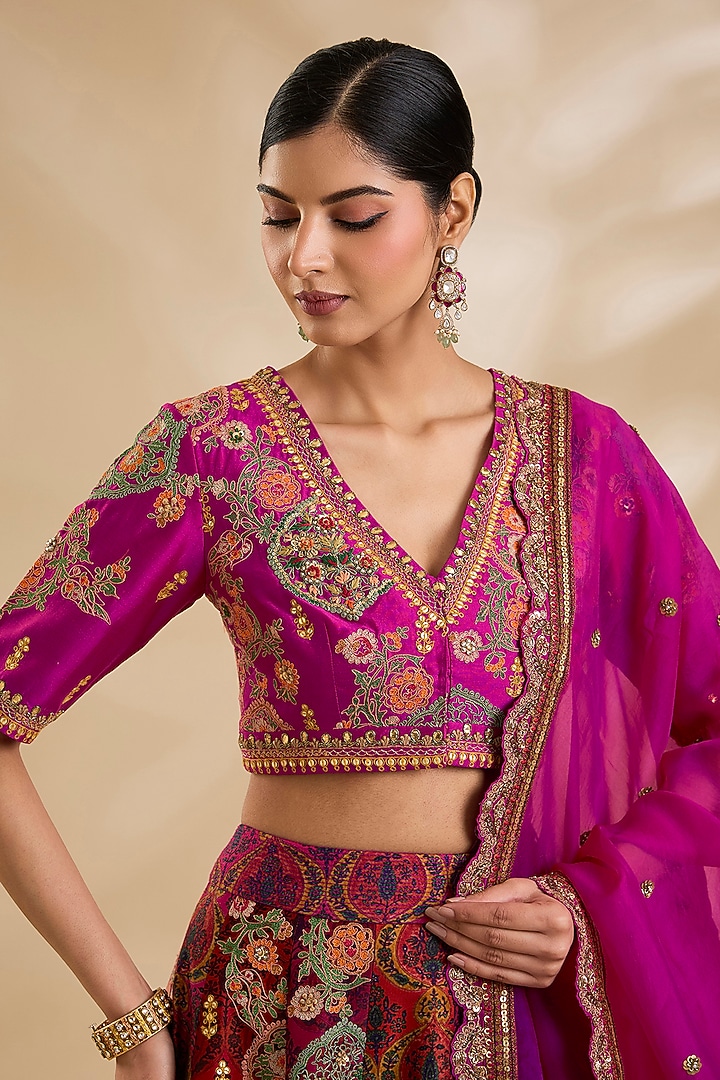 Rani Pink Chanderi Hand & Machine Embroidered Bridal Lehenga Set by Debyani at Pernia's Pop Up Shop