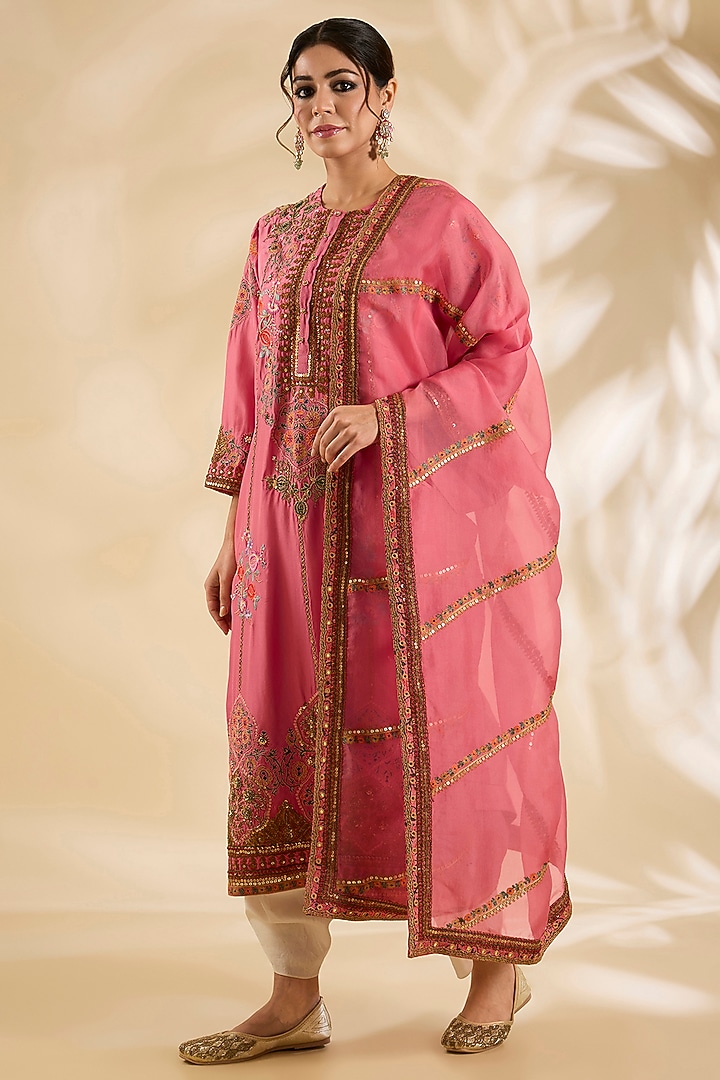 Candy Pink Silk Hand & Machine Embroidered Kurta Set by Debyani at Pernia's Pop Up Shop