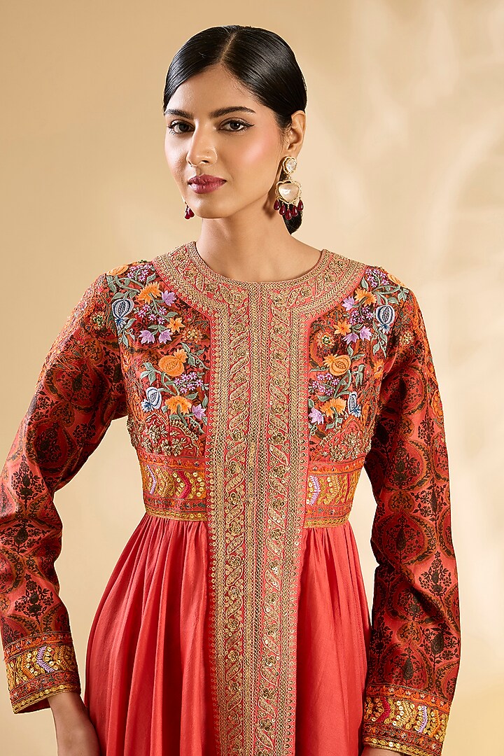 Coral Peach Silk Hand Embroidered Tunic Set by Debyani at Pernia's Pop Up Shop