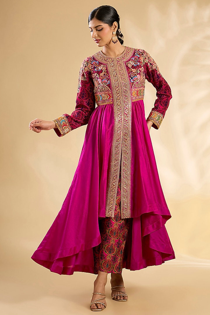Rani Pink Silk Hand Embroidered Tunic Set by Debyani at Pernia's Pop Up Shop