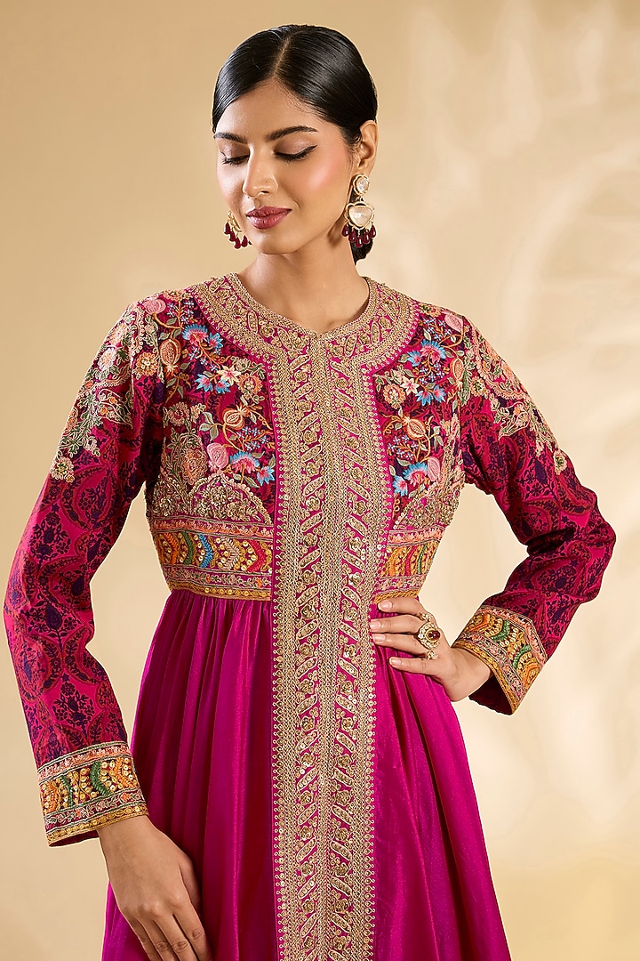 Rani Pink Silk Hand Embroidered Tunic Set by Debyani at Pernia's Pop Up Shop