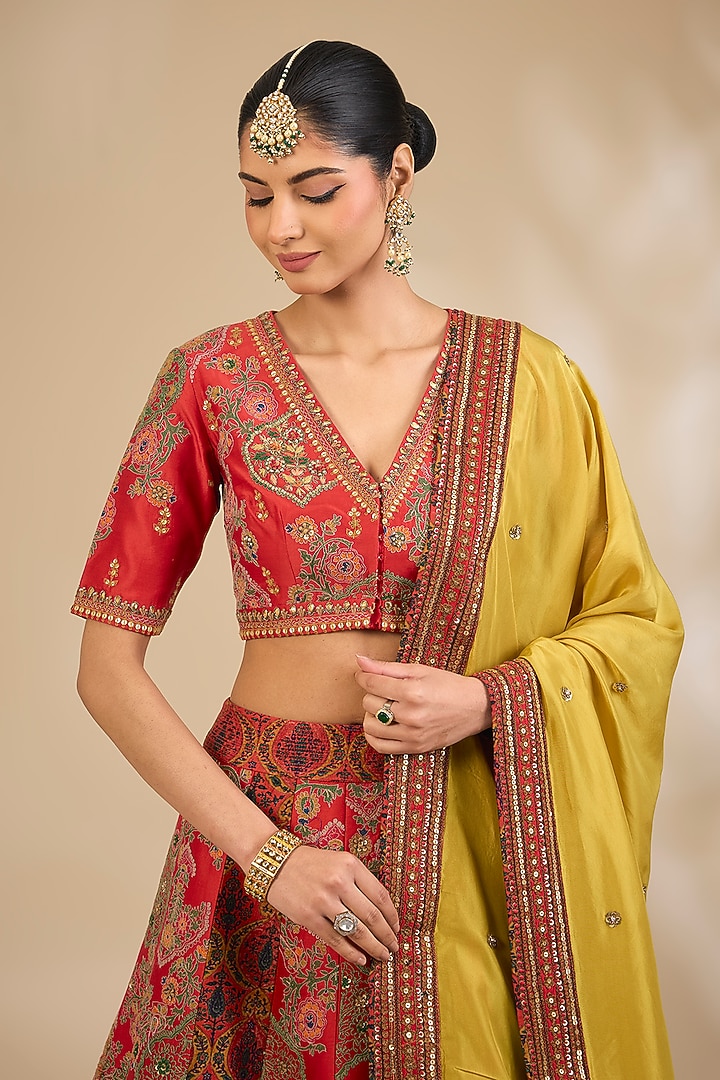 Red Chanderi Printed Bridal Lehenga Set by Debyani at Pernia's Pop Up Shop