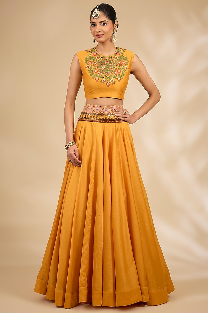 Yellow Chanderi Hand & Machine Embroidered Cape Set by Debyani at Pernia's Pop Up Shop