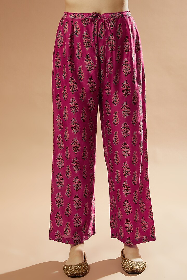 Magenta Chanderi Kurta Set by Debyani at Pernia's Pop Up Shop