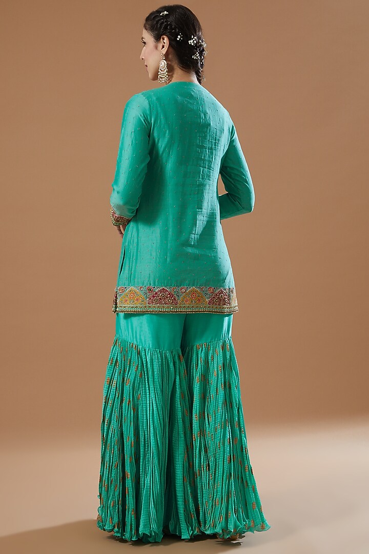 Feroza Chanderi Wedding Sharara Set by Debyani at Pernia's Pop Up Shop