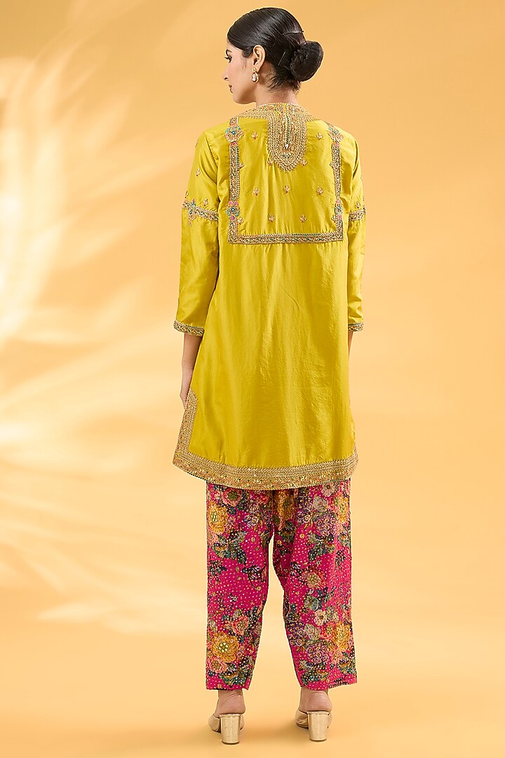 Yellow Silk Floral Printed & Hand Embroidered Kurta Set by Debyani at Pernia's Pop Up Shop