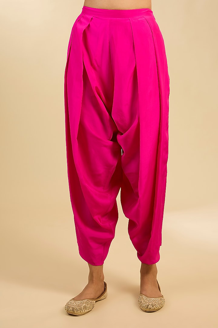 Fuchsia Pink Silk Hand & Machine Embroidered Kurta Set by Debyani at Pernia's Pop Up Shop