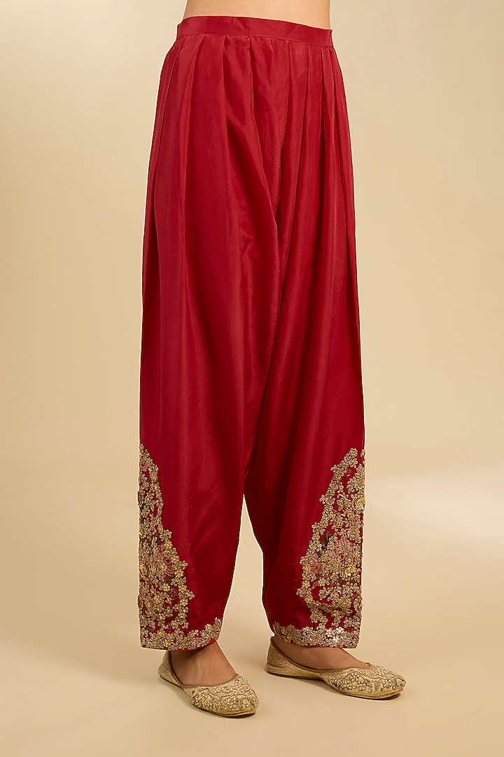 Red Silk Hand & Machine Embroidered Kurta Set by Debyani at Pernia's Pop Up Shop