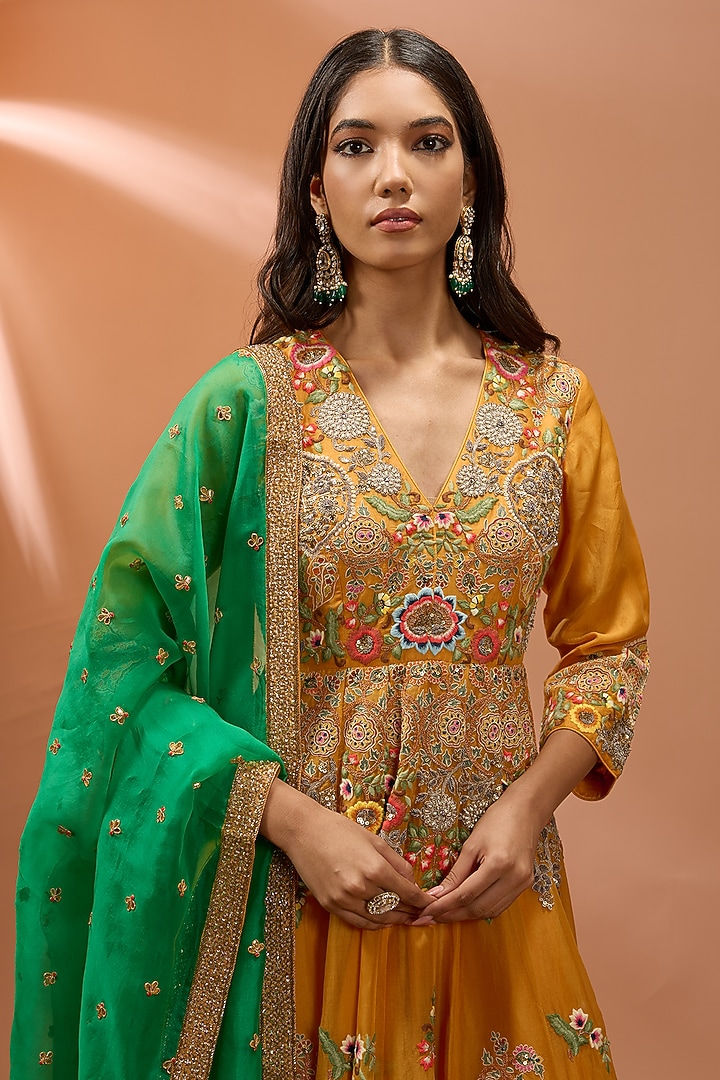 Yellow Silk Hand & Machine Embroidered Kalidar Kurta Set by Debyani at Pernia's Pop Up Shop