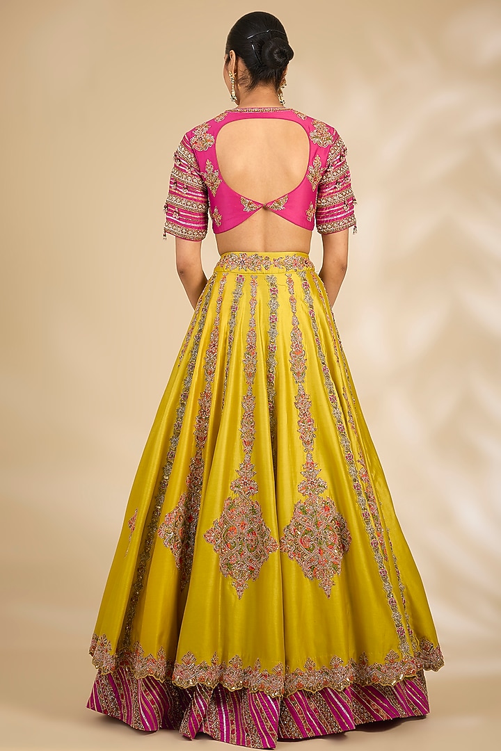 Yellow Organza Hand & Machine Embroidered Bridal Lehenga Set by Debyani at Pernia's Pop Up Shop