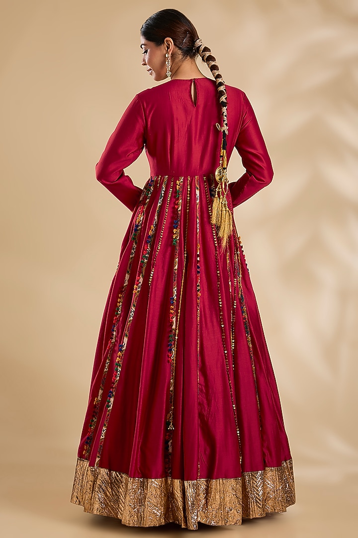 Maroon Silk Hand & Machine Embroidered Bridal Anarkali Set by Debyani at Pernia's Pop Up Shop