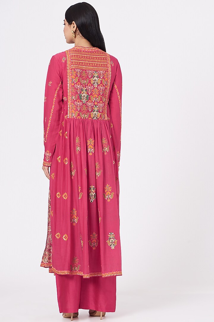 Magenta Printed Kurta Set by Debyani at Pernia's Pop Up Shop