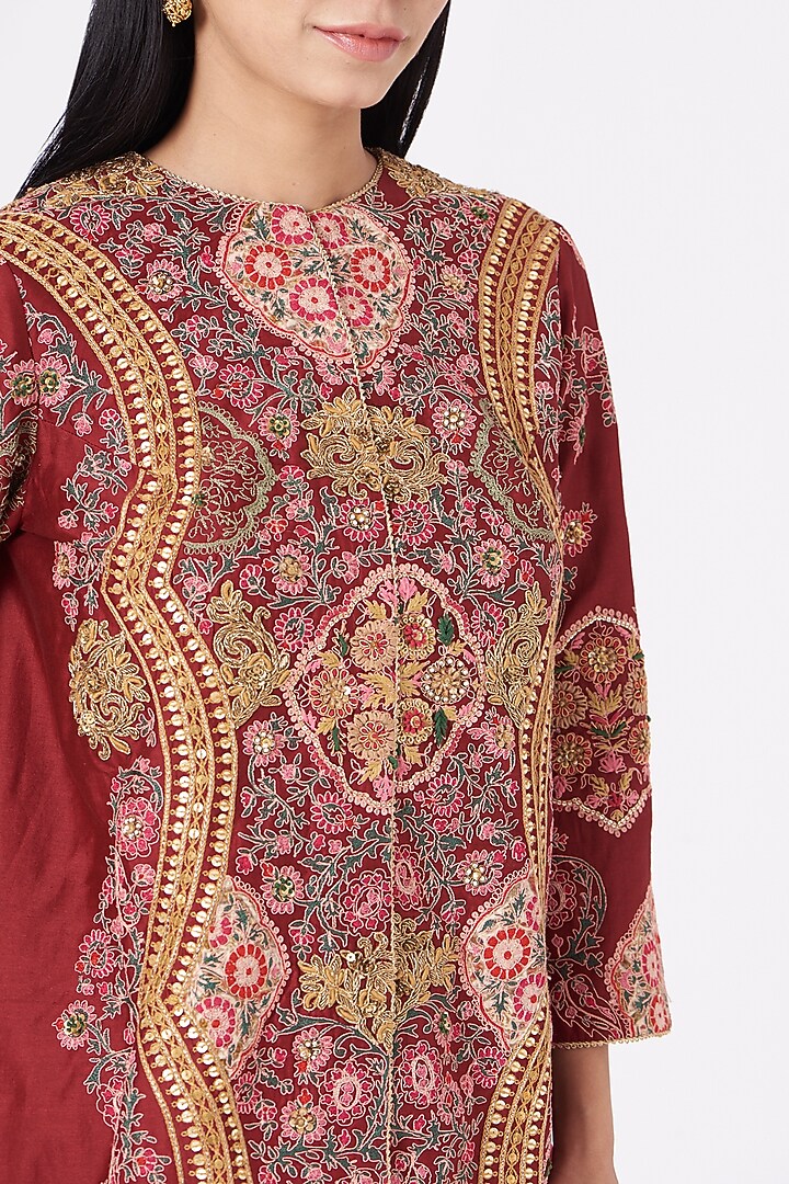 Maroon Printed Kurta Set by Debyani at Pernia's Pop Up Shop