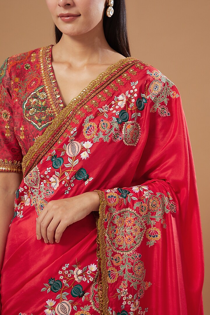 Red Silk Reception Saree Set by Debyani at Pernia's Pop Up Shop