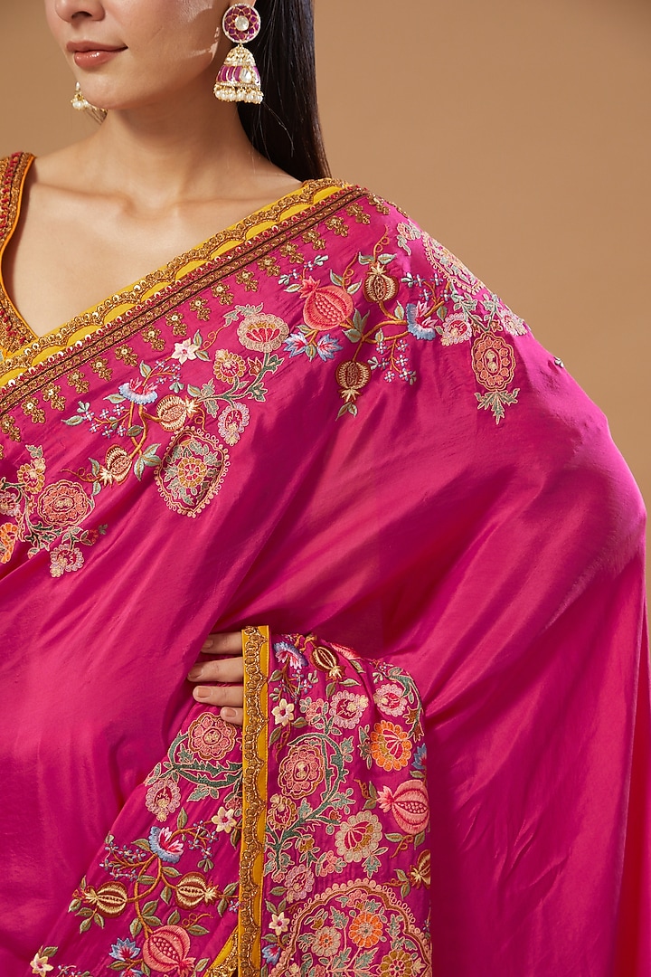 Magenta Silk Reception Saree Set by Debyani at Pernia's Pop Up Shop