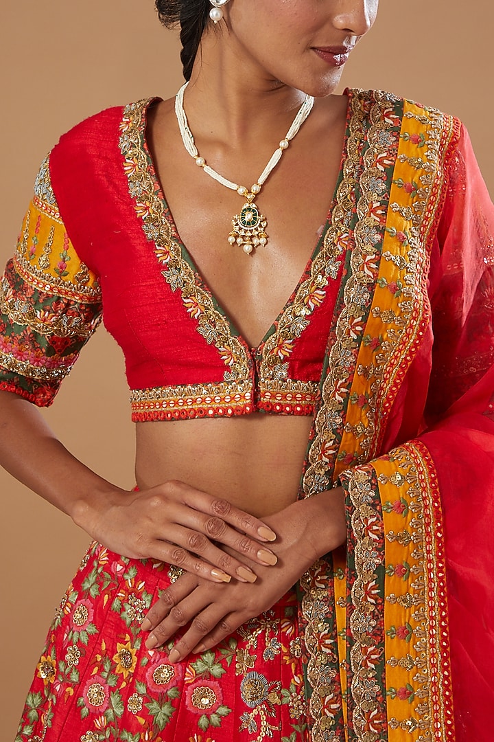 Red Raw Silk Chanderi Bridal Lehenga Set by Debyani at Pernia's Pop Up Shop