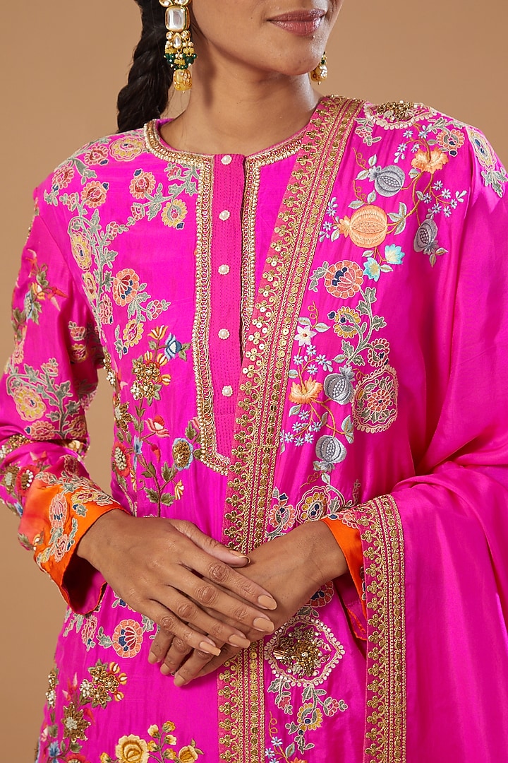Rani Silk Organza Kurta Set by Debyani at Pernia's Pop Up Shop