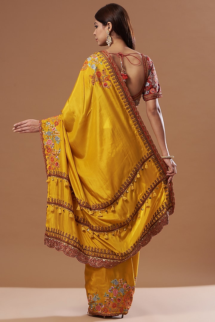Mustard Habutai Silk Reception Saree Set by Debyani at Pernia's Pop Up Shop