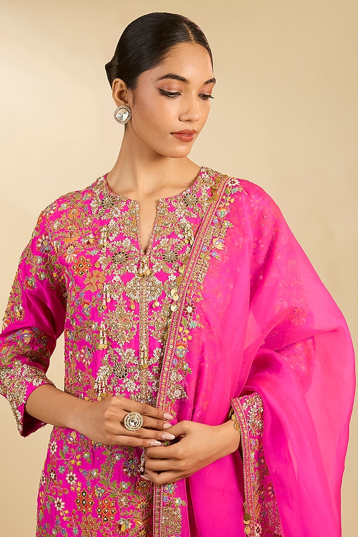 Rani Pink Silk Hand & Machine Embroidered Kurta Set by Debyani at Pernia's Pop Up Shop