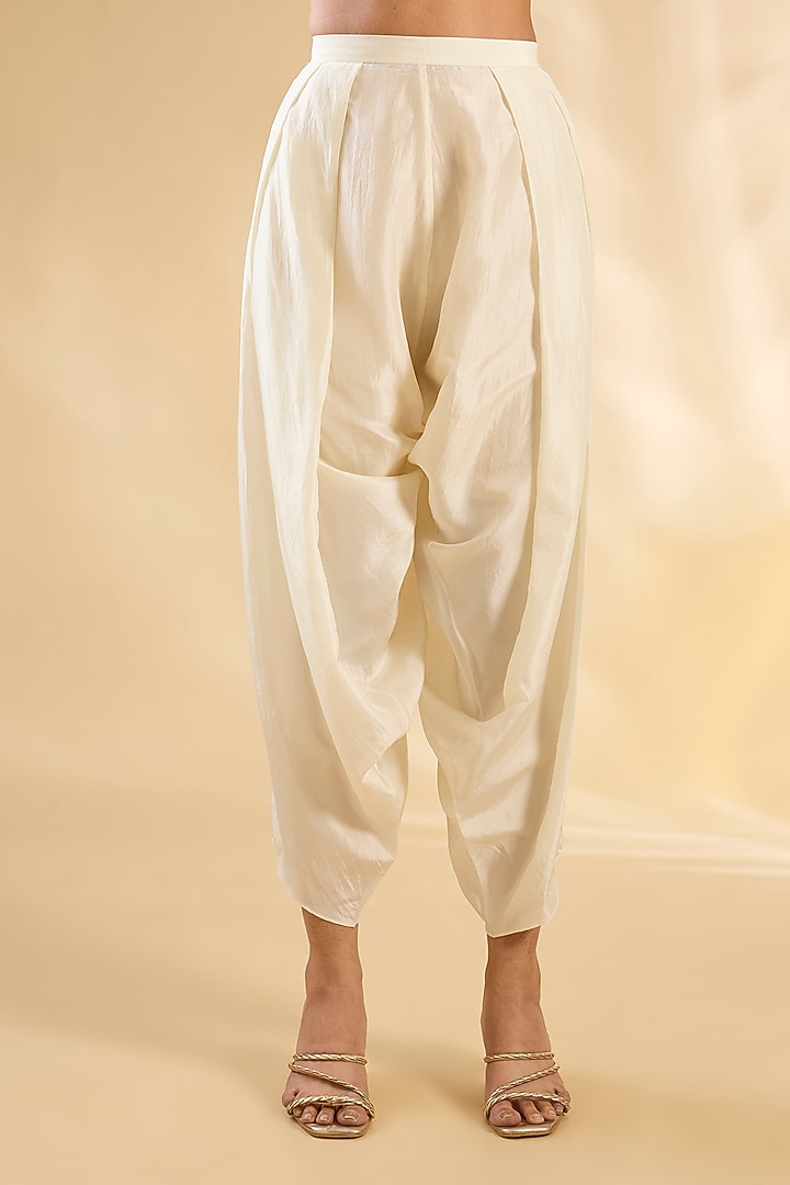 Pista Silk Floral Printed & Hand Embroidered Kurta Set by Debyani at Pernia's Pop Up Shop