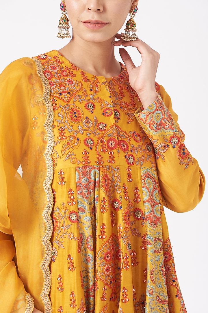 Mustard Chanderi Kalidar Kurta Set by Debyani at Pernia's Pop Up Shop