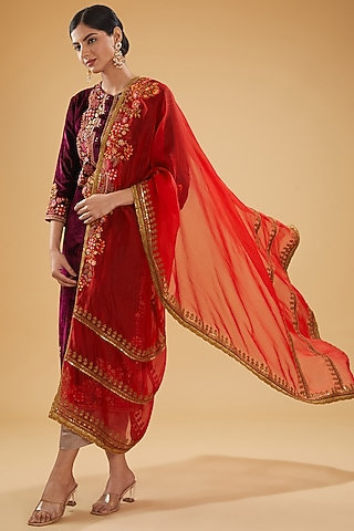 Red Velvet Dupatta by Debyani