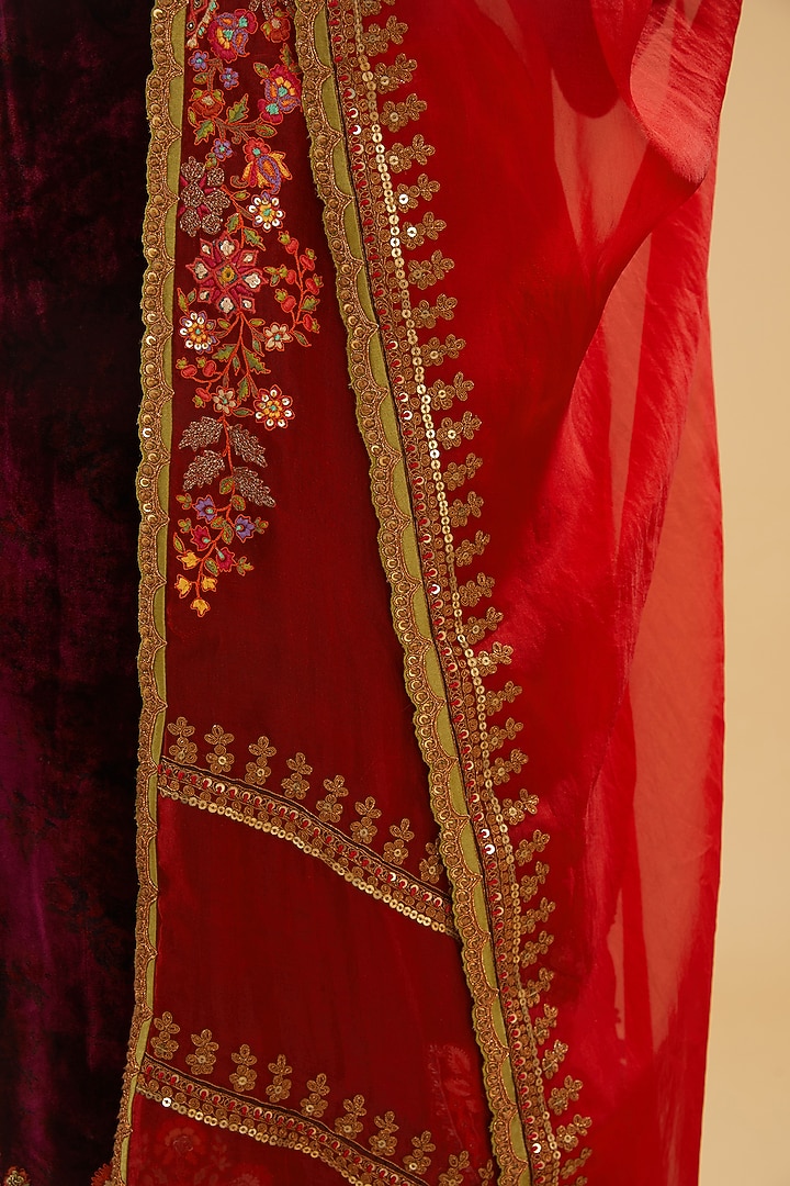 Red Velvet Dupatta by Debyani at Pernia's Pop Up Shop