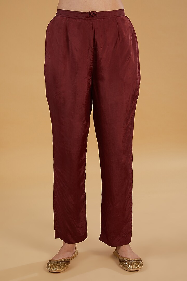 Maroon Velvet Hand Embroidered Kurta Set by Debyani at Pernia's Pop Up Shop