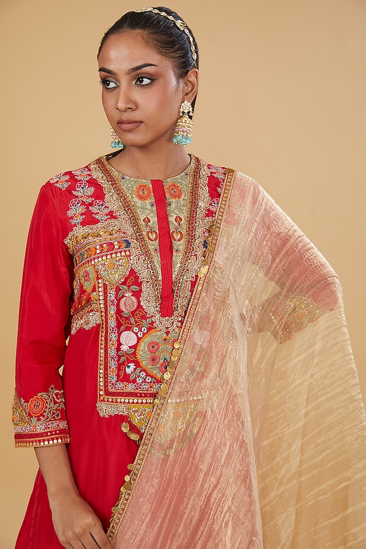 Red China Silk Embroidered Kurta Set by Debyani at Pernia's Pop Up Shop