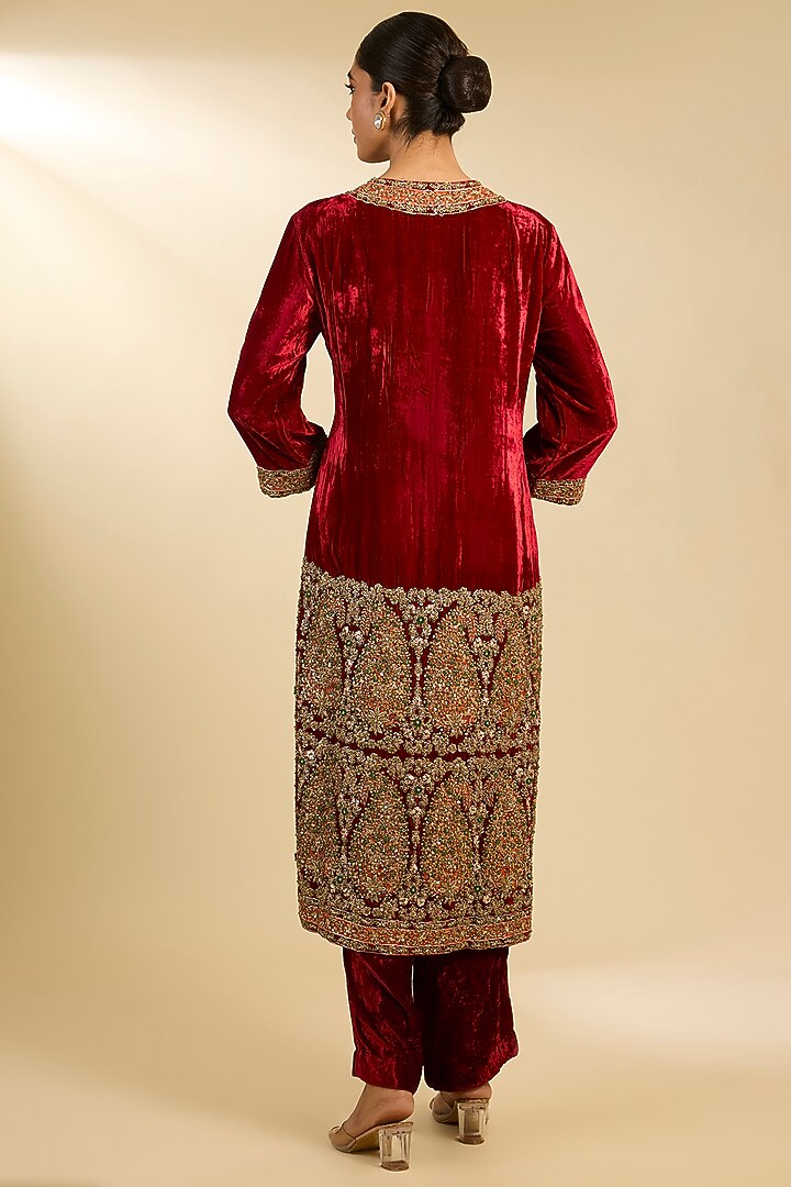 Red Silk Velvet Hand & Machine Embroidered Jamawar Kurta Set by Debyani at Pernia's Pop Up Shop