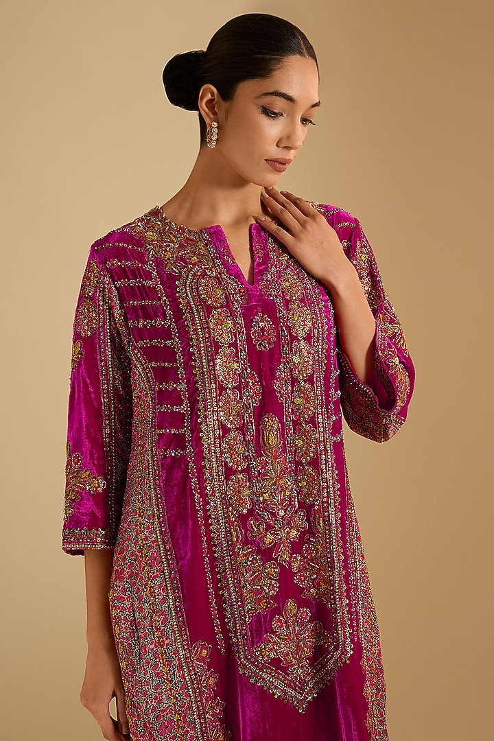 Rani Pink Silk Hand & Machine Embroidered Kurta Set by Debyani at Pernia's Pop Up Shop