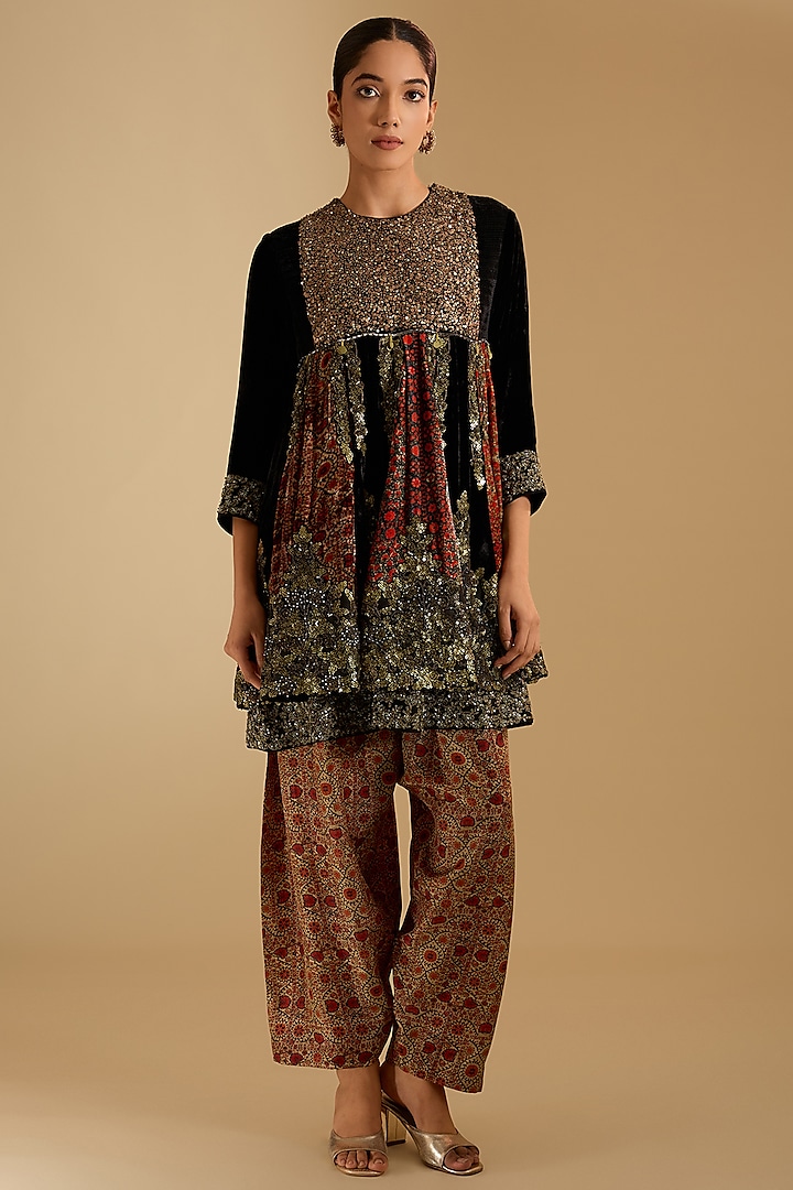 Black Silk Hand & Machine Embroidered Tunic Set by Debyani at Pernia's Pop Up Shop