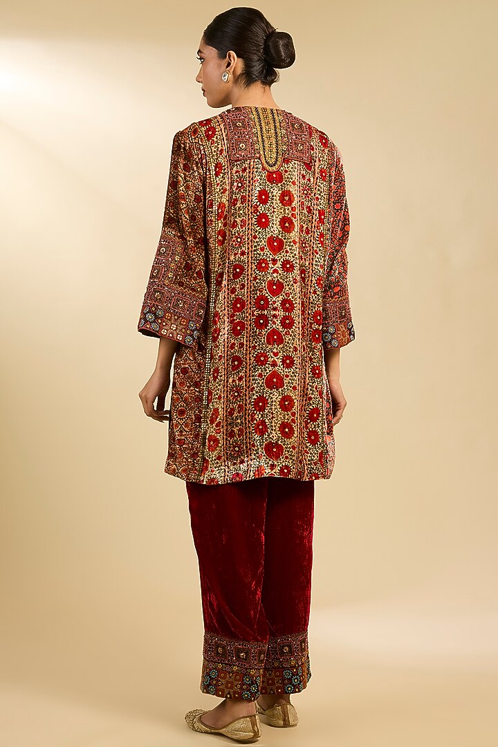 Beige & Maroon Silk Velvet Hand Embroidered Kurta Set by Debyani at Pernia's Pop Up Shop