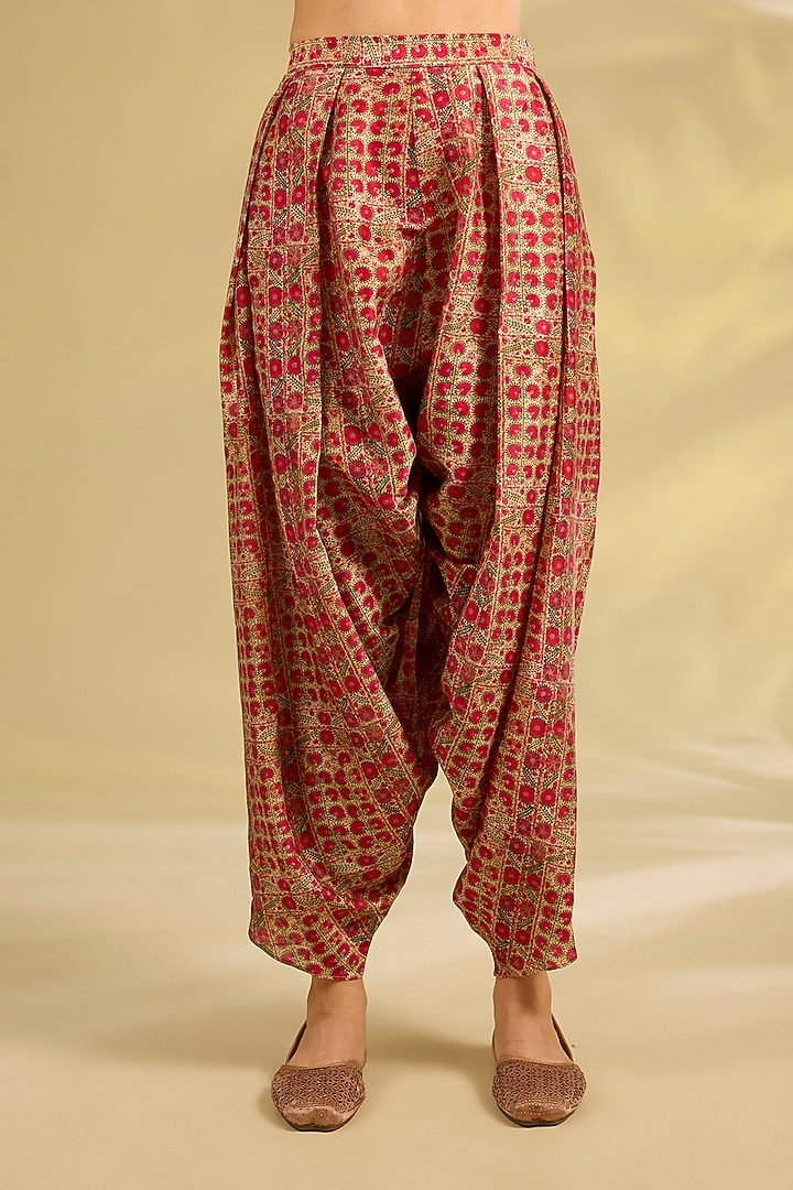 Green Velvet Hand & Machine Embroidered Kurta Set by Debyani at Pernia's Pop Up Shop