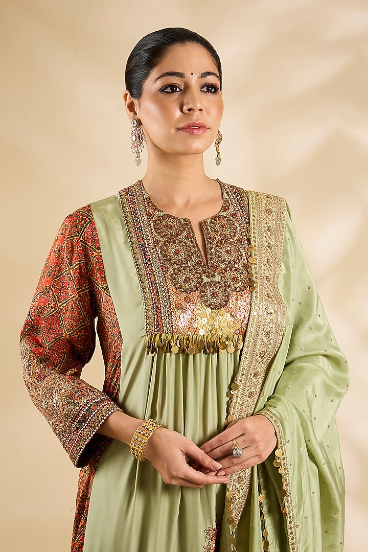 Green Silk Embroidered & Printed Kurta Set by Debyani at Pernia's Pop Up Shop
