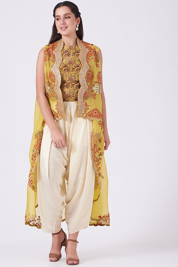 Mustard Organza High-Low Jacket Set by Debyani at Pernia's Pop Up Shop